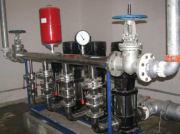 南方不銹鋼多級(jí)泵與鑄鐵材質(zhì)的多級(jí)泵有什么區(qū)別?